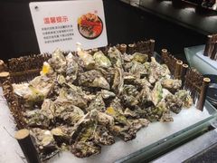 碳烤生蚝-钱小奴海鲜自助黑金店(杭州滨江龙湖店)