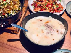 鸭架炖白菜豆腐汤-青年公社烤鸭(宝杨宝龙广场店)