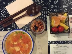 -蜗牛小馆醉乡民谣云南菜(惠新西里店)