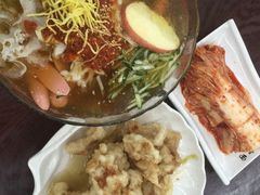 -服务大楼冷面(延大店)