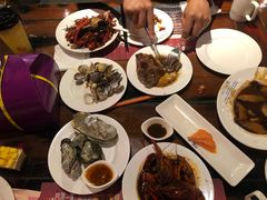 -四海一家自助餐(益田假日广场店)