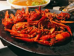 -沪小胖小龙虾(淮海中路旗舰店)