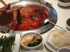 -周师兄大刀腰片火锅(磁器口直营店)