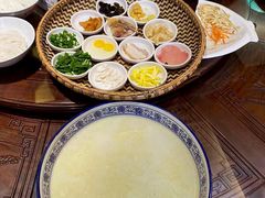 -香麒园·过桥米线·南湖雅宴