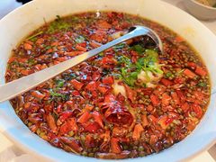 传统水煮鲈鱼-麻六记(新天地店)