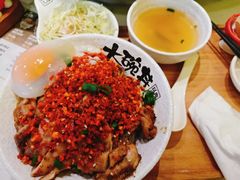 -熊吞·大碗丼烧肉饭(济宁万达广场店)