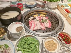 -韩香福烤肉庄园(华夏路店)