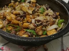 -老钟家烤羊排·敦伊阁清真餐厅胡羊焖饼
