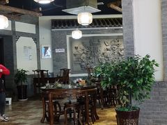 大堂-王明古法砂锅居(开化寺店)