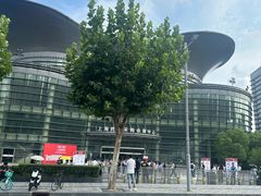 -上海跨国采购会展中心