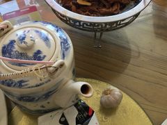 -溢心园香河肉饼总店
