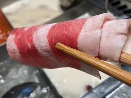 捞**牛