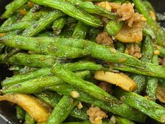 -堂瓦里·33年传统赣菜(第一街区店)