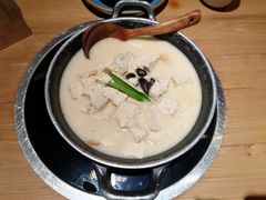 柴火豆腐-吃饭皇帝大(长宁龙之梦店)
