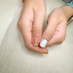 -Seven Nail七姑娘の美甲店