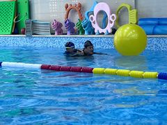 -乐悠游亲子游泳俱乐部