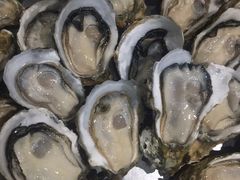 -蚝哥花姐湛江烤生蚝(美丽湾市场店)
