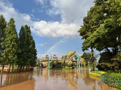 -七彩云南欢乐世界