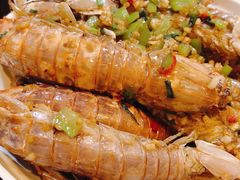 赖尿虾有膏-三妹小龙虾·黄油蟹(华侨城总店)
