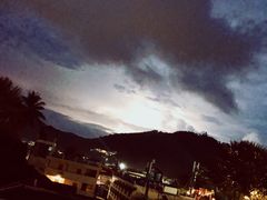-拉威海鲜市场