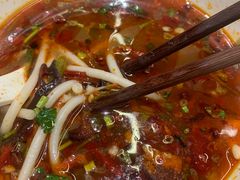 -粉吖吖·邵阳米粉(体育西路店)