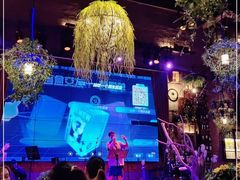 -临界音乐酒馆·小龙虾·江湖菜(华熙LIVE·鱼洞店)
