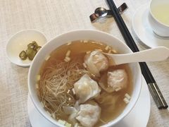 鲜虾云吞面-御宝轩(益丰·外滩源店)