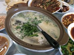 -天乐农家鱼头王(天目湖店)