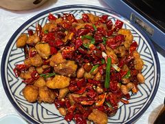 -霄汉牛三鲜湖北砂锅菜(万松园2店)