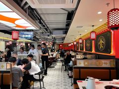 -八合里牛肉火锅(上海世茂广场店)