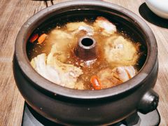 云海肴汽锅鸡-云海肴云南菜(浦江欢乐颂店)