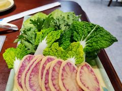 -菌之家·专业纯野生菌火锅·特色炒菌