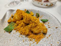 柠檬金沙虾球-A One Kitchen·南京精菜馆(晶丽酒店店)