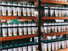 零售区-星巴克臻选(成都宽窄巷子店)