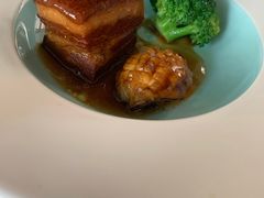 鲍鱼红烧肉-夜宴江景餐厅