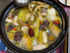 菌临天下-香巴拉云南餐厅(华莱坞店)