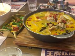 -神府路壹号·海鲜烧烤·砂锅粥·锅物(三坊七巷店)