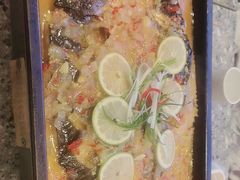 -里岛烤鱼(东港凯虹广场店)