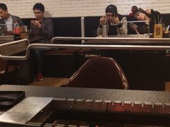 大堂-長壹旋转烤吧 农家鸡火锅