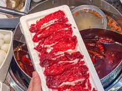 -来龍儿鲜切牛肉自助老火锅