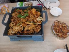 -精悦蓉(松江万达广场店)