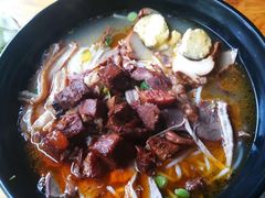 -花溪巷牛肉粉(泉城路店)