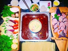 -鱼豆吉·豆浆鱼火锅(宜昌万达店)