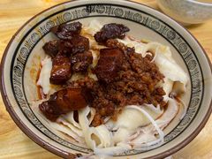 素椒杂酱刀削面加烧肉-马王庙刀削面馆(四川省交通学院宿舍店)