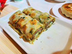 葱饼卷牛肉-台北楚楚园馅饼粥(虹桥南丰城店)