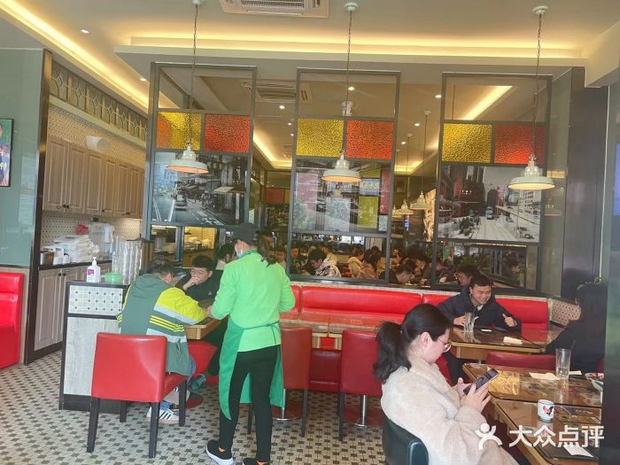 香港新曜记茶餐厅(星耀城店)图片