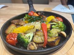 -刀叉遇上筷子中西融合餐厅(和平店)