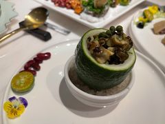 青柠檬酸辣眼睛螺-闻见中国海南菜(K11店)