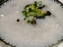 老火皮蛋瘦肉粥-龙记香港茶餐厅(久光百货店)