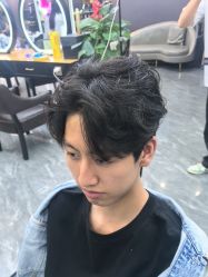 -藤野造型烫染·漂发